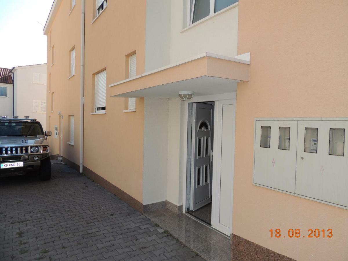 Apartments Naomi And Marsel Trogir Exterior foto